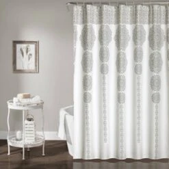 Stripe Medallion Shower Curtain - Lush Décor -Lush Décor GUEST 2975aad1 c7ba 4003 9b95 0549c4ff38d6