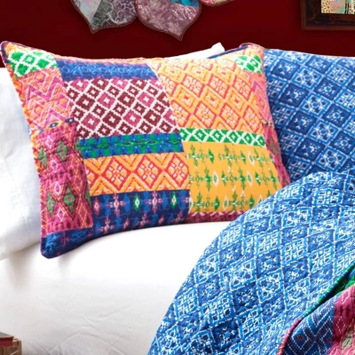 Misha 3 Piece Fuchsia/Navy Quilt Set - Lush Décor 4 Misha 3 Piece Fuchsia/Navy Quilt Set - Lush Décor - Image 2