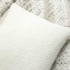 Lush Décor 3pc Leopard Textured Faux Fur Comforter -Lush Décor GUEST 4c2cef85 d6cc 4523 a103 160126042352