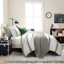Lush Décor Farmhouse Stripe Reversible Duvet Set