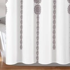 Stripe Medallion Shower Curtain - Lush Décor -Lush Décor GUEST 67e69463 ebc6 4799 a09a c76a43684752